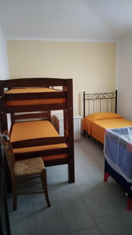 Casadelfaro Primo Piano 600Mt Dalla Spiaggia Olbia Bagian luar foto